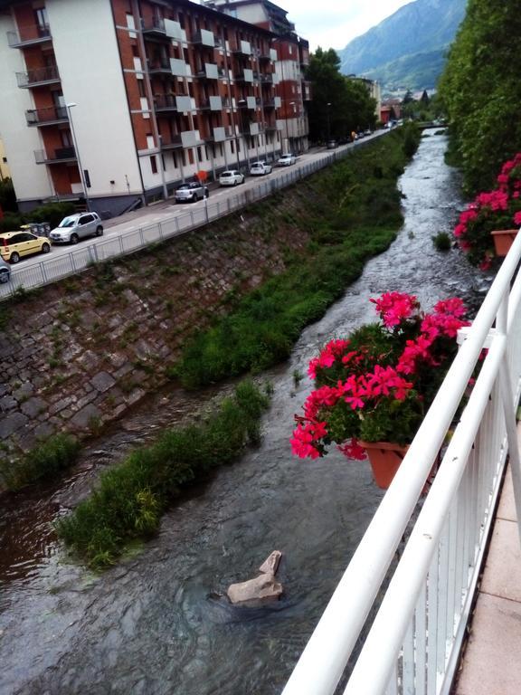 Alloggio Ponte Dei Cavalleggeri Hotel Trento Exterior foto