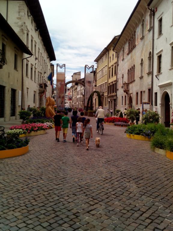 Alloggio Ponte Dei Cavalleggeri Hotel Trento Exterior foto