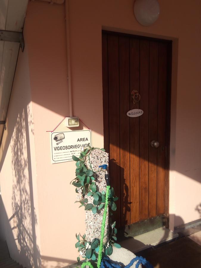 Alloggio Ponte Dei Cavalleggeri Hotel Trento Exterior foto